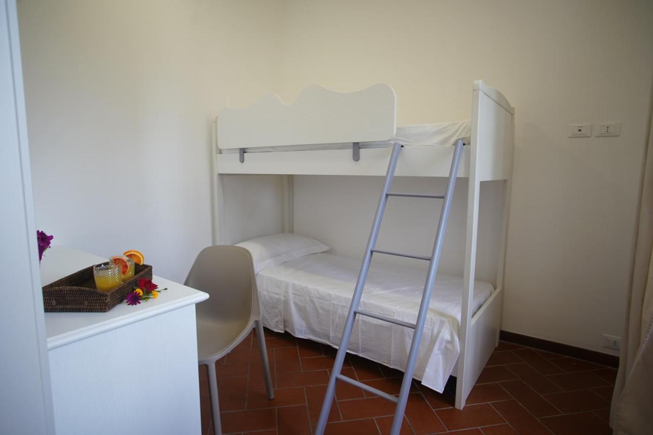 Bed and Breakfast Gli Ulivi Di Gino Sanarica Exterior foto